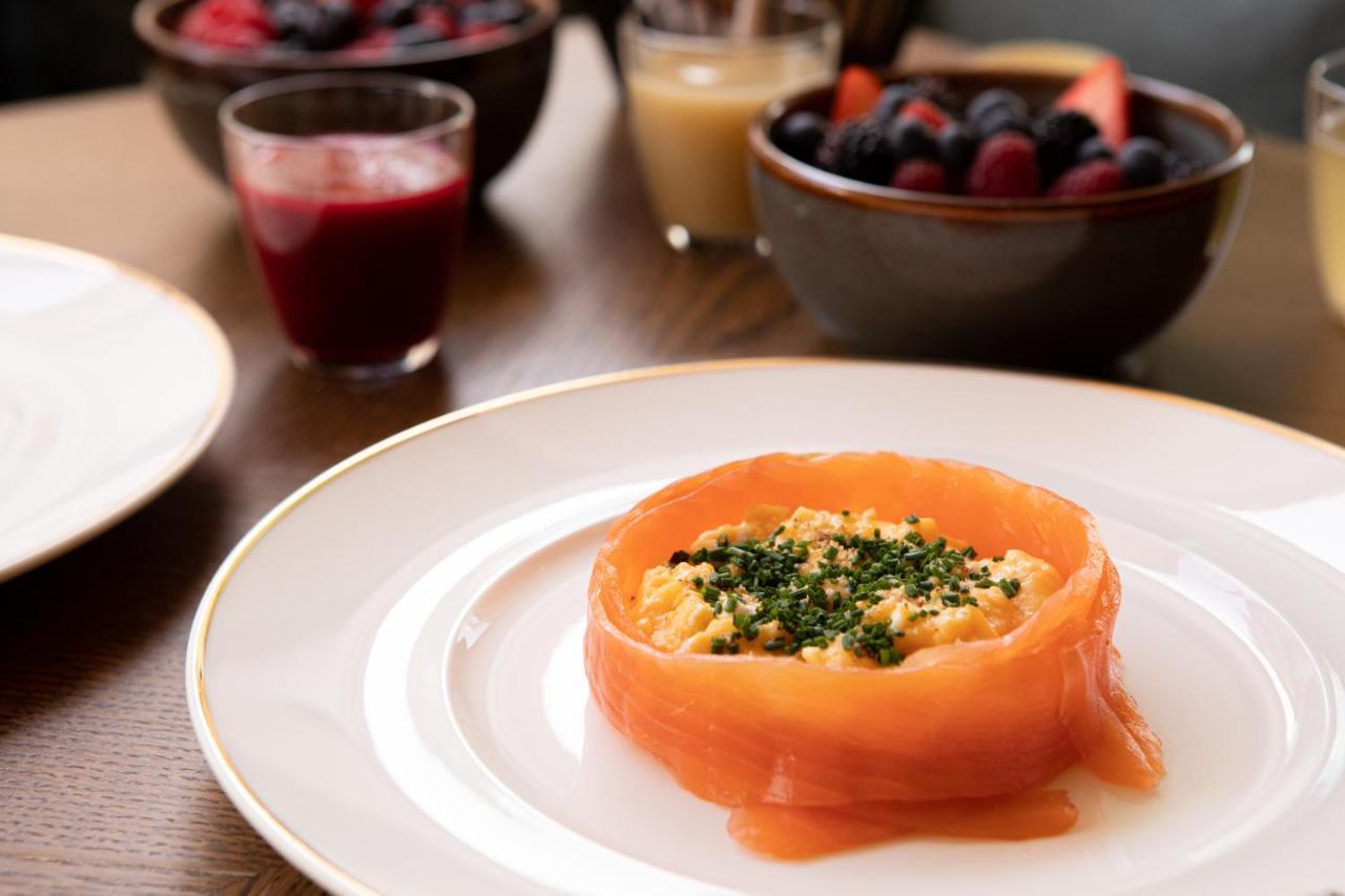 The Balmoral Hotel Edinburgh Exterior photo Salmon and scrambled egg