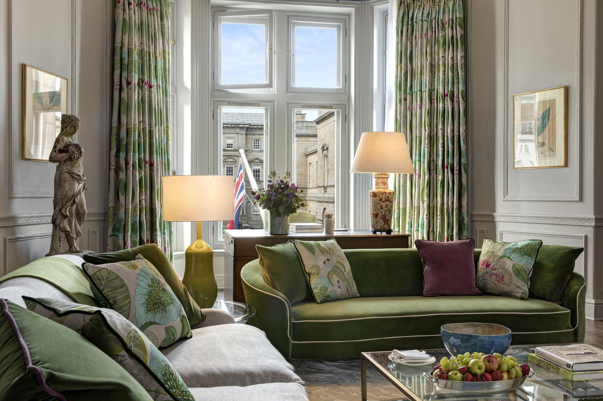 The Balmoral Hotel Edinburgh Exterior photo The living room of the suite