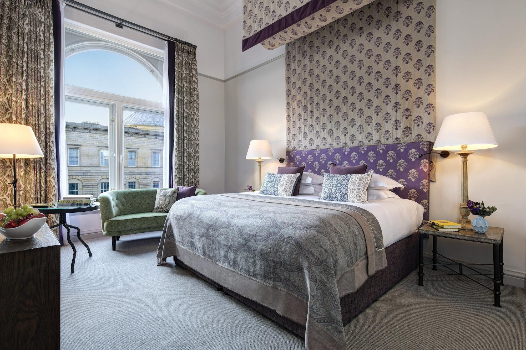 The Balmoral Hotel Edinburgh Exterior photo A bedroom at the hotel