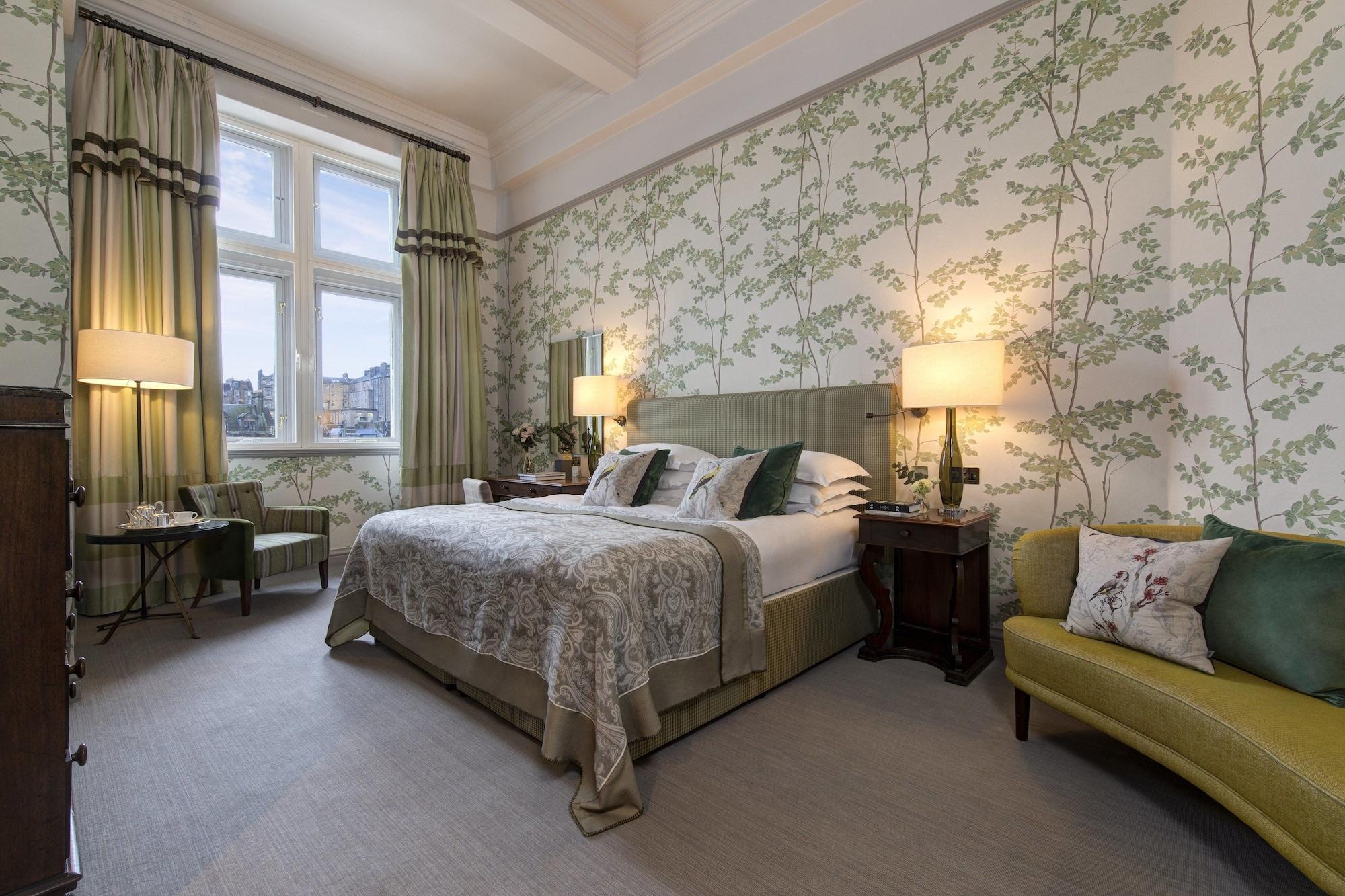 The Balmoral Hotel Edinburgh Exterior photo A bedroom at the hotel
