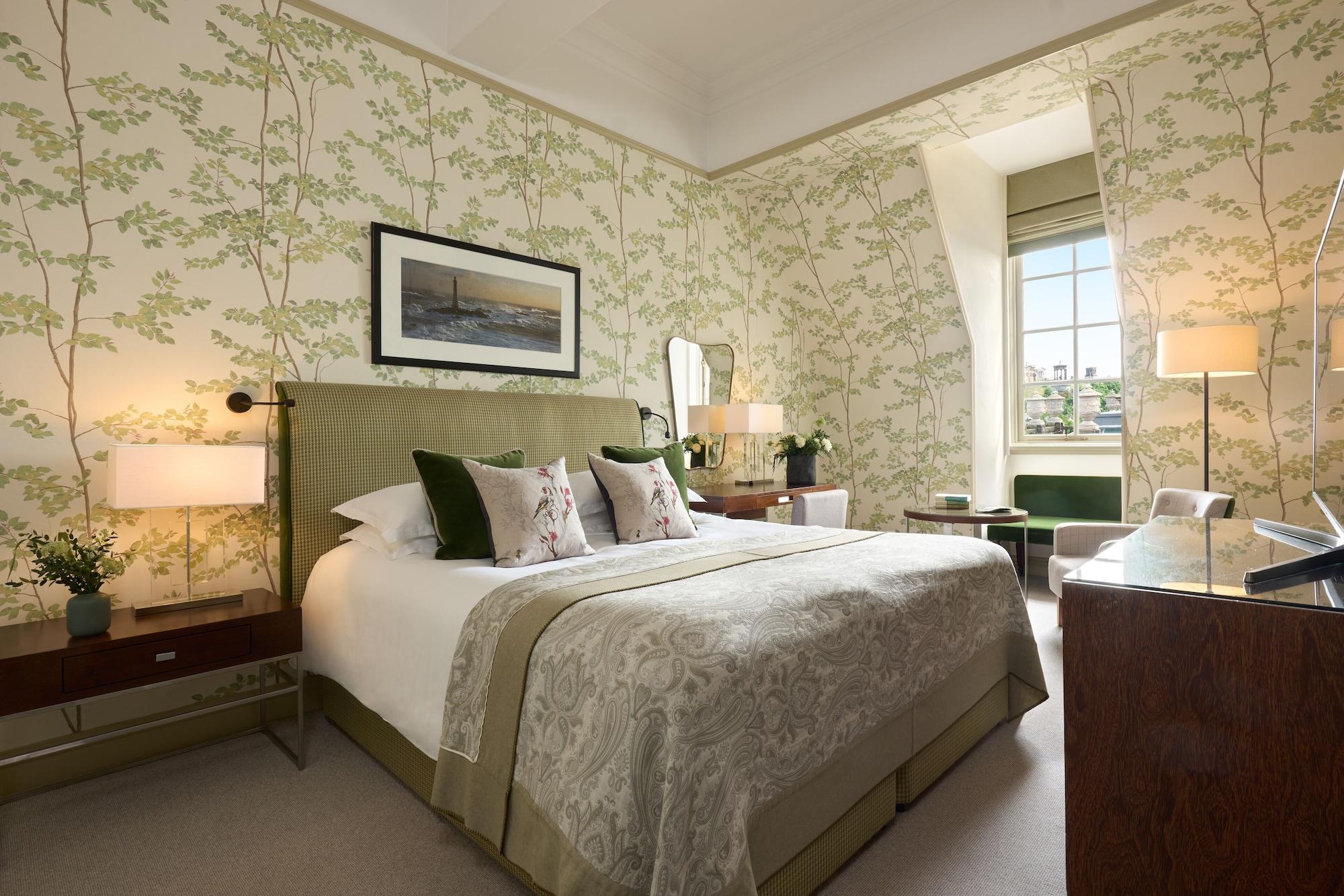 The Balmoral Hotel Edinburgh Exterior photo A bedroom at the hotel